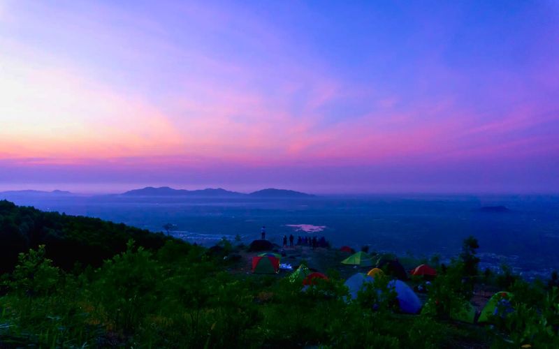Trekking Núi Chứa Chan: Kinh Nghiệm từ A-Z Cho Dân Trekker Kinh nghiem xuong mau khi leo Nui Chua Chan