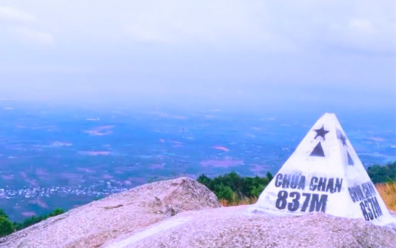 Trekking Núi Chứa Chan: Kinh Nghiệm từ A-Z Cho Dân Trekker Nui Chua Chan O Dau