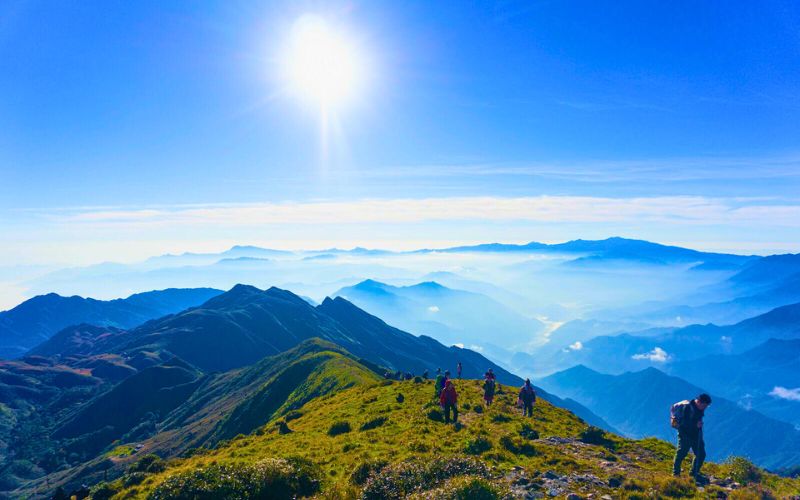 Trekking Tà Chì Nhù - "Nóc nhà" Yên Bái: Kinh nghiệm từ một trekker lão luyện Thoi tiet tai Ta Chi Nhu