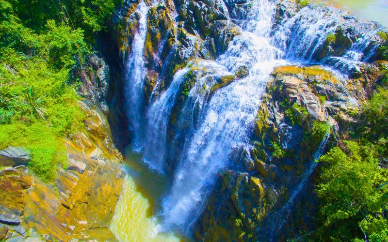 Kinh nghiệm Trekking Đà Lạt từ A-Z cho dân Trekker Thac 7 tang Ve dep hung vi giua dai ngan