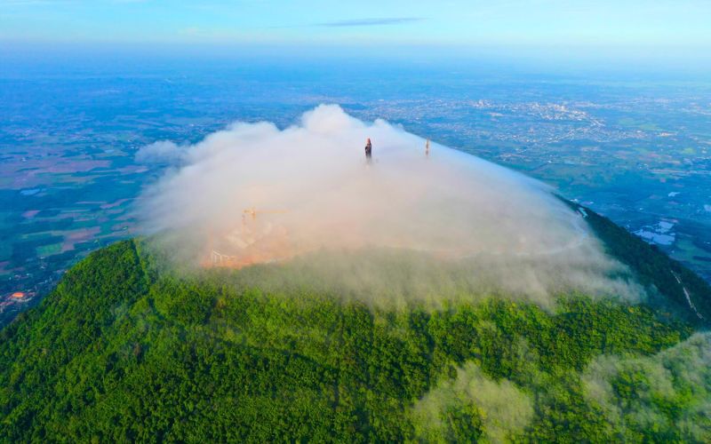Trekking Núi Bà Đen: Kinh Nghiệm từ A-Z Cho Dân Trekker Thoi Tiet tai Nui Ba Den