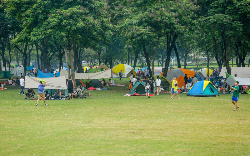 Cắm Trại Công Viên Yên Sở: "Chill Phết" Giữa Lòng Hà Nội! cam trai cong vien yen so chill phet giua long ha noi 5
