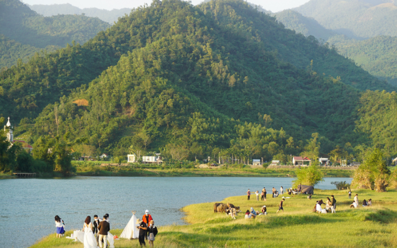 Cắm Trại Hòa Bắc: Thiên Đường Cắm Trại Cho Tâm Hồn Yêu Thiên Nhiên cam trai hoa bac thien duong cam trai cho tam hon yeu thien nhien