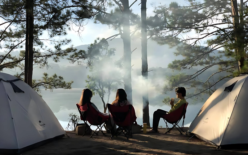 Camping Đà Lạt Có Gì Vui? Khám Phá Trọn Vẹn Trải Nghiệm 'Săn Mây Ngủ Lều' Đang Gây Sốt Camping Da Lat Co Gi Vui Kham Pha Tron Ven Trai Nghiem San May Ngu Leu Dang Gay Sot 6