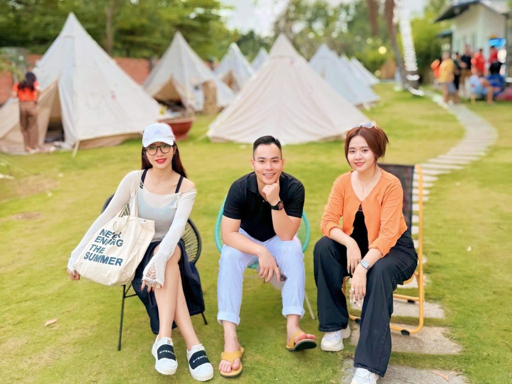 khach hang Rio Glamping