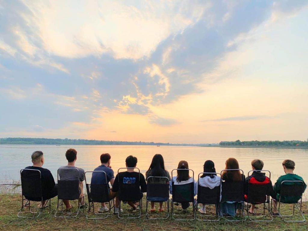 view chill ho Holiday Camping Ho Tri An