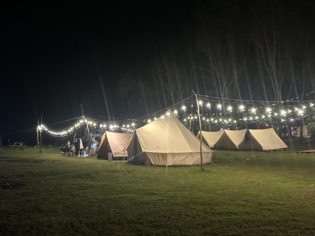 Leu Mong Co Sau camping ho tri an